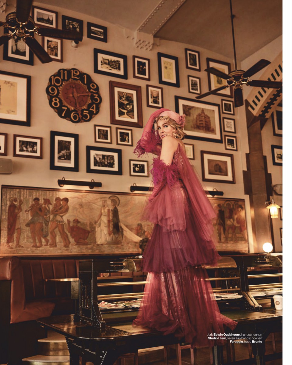 Bronté Hats seen in fashion magazine Élegance